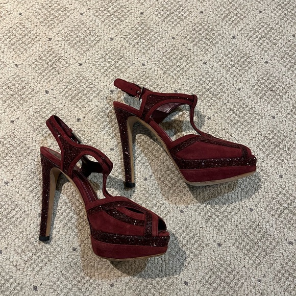 CHRISTIAN DIOR Celeste Glitter Suede T
Strap Platform Sandals. - Picture 10 of 13